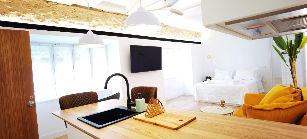 Manzano Palace. Habitaciones Y Suites 30 M2 En La Plaza Mayor 阿尔玛格鲁 外观 照片