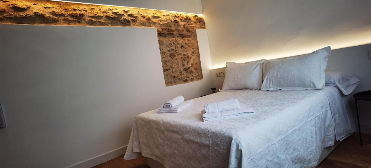 Manzano Palace. Habitaciones Y Suites 30 M2 En La Plaza Mayor 阿尔玛格鲁 外观 照片
