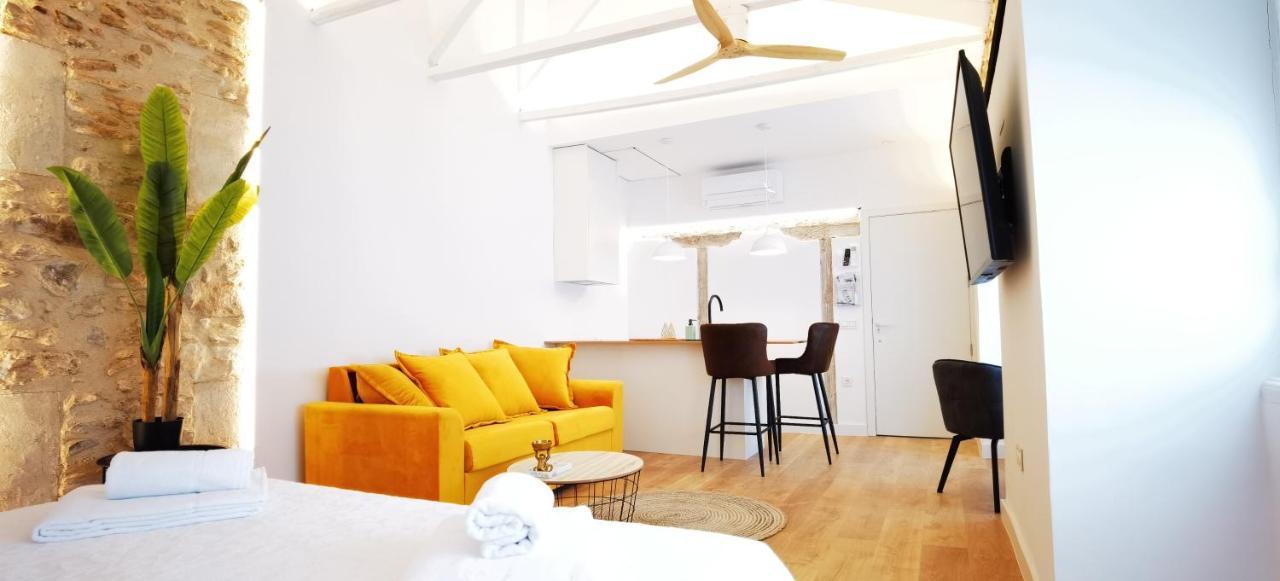 Manzano Palace. Habitaciones Y Suites 30 M2 En La Plaza Mayor 阿尔玛格鲁 外观 照片
