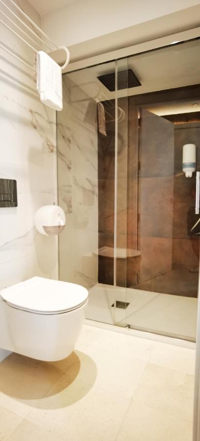 Manzano Palace. Habitaciones Y Suites 30 M2 En La Plaza Mayor 阿尔玛格鲁 外观 照片