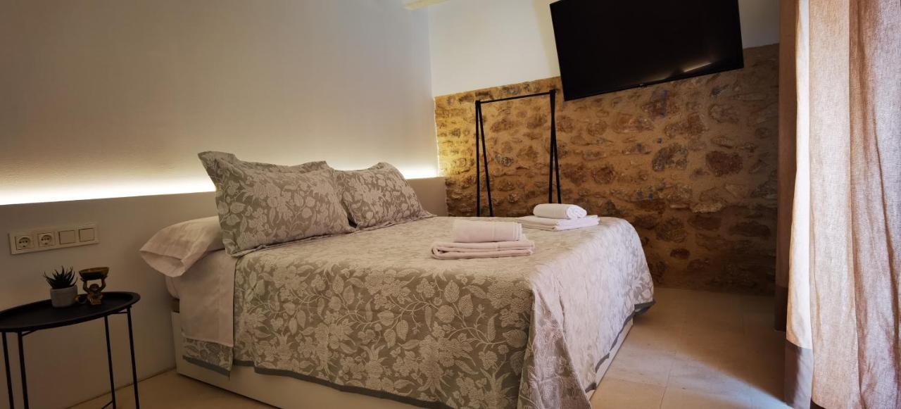 Manzano Palace. Habitaciones Y Suites 30 M2 En La Plaza Mayor 阿尔玛格鲁 外观 照片